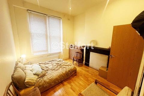 1 bedroom flat to rent, Hillmarton Road, London N7