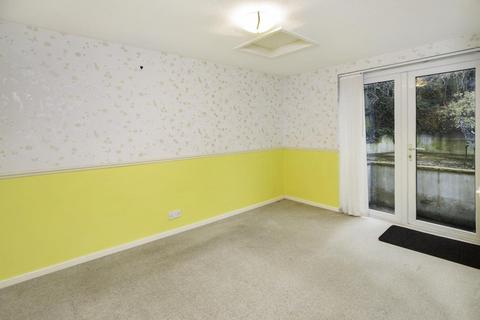 18 Fairlea Close, Dawlish, EX7 0NN