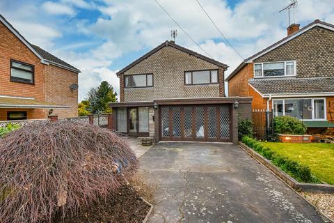 3 bedroom detached house for sale, 5 Castlecroft Gardens, Bridgnorth