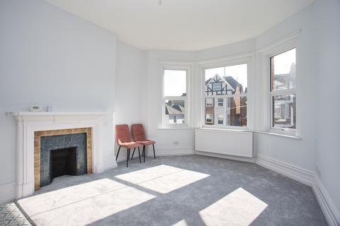 2 bedroom flat for sale, Connaught Road, Folkestone, CT20