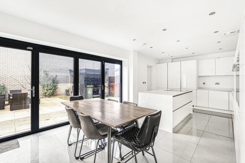 5 bedroom end of terrace house for sale, Trumpington, Cambridge CB2