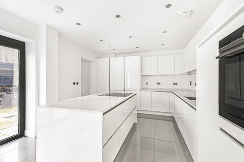 5 bedroom end of terrace house for sale, Trumpington, Cambridge CB2