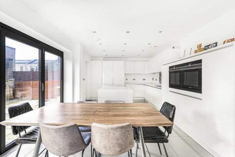 5 bedroom end of terrace house for sale, Trumpington, Cambridge CB2