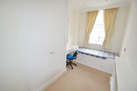 2 bedroom flat to rent, Beautifully presented 2 bed flat off Abbey Road