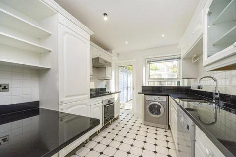 4 bedroom apartment to rent, Buckland Crescent, Belsize Park, London, NW3