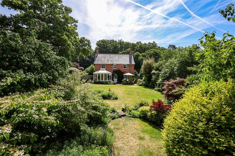 4 bedroom detached house for sale, Petersfield Road, Greatham, Liss, Hampshire, GU33