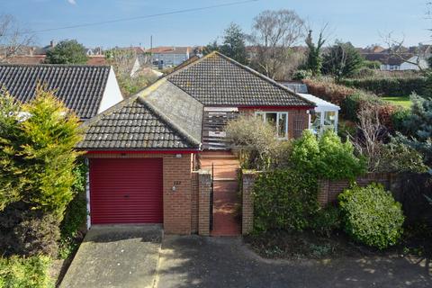 4 bedroom detached bungalow for sale, High Street, Leiston, IP16 4BX