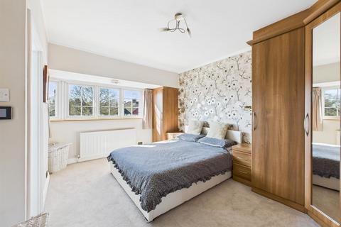 75 Pine Gardens, Ruislip, HA4 9TS
