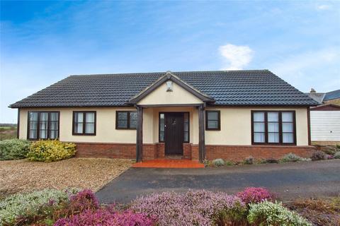 3 bedroom bungalow for sale, Main Road, Kirkby-in-Ashfield, Nottingham, Nottinghamshire, NG17