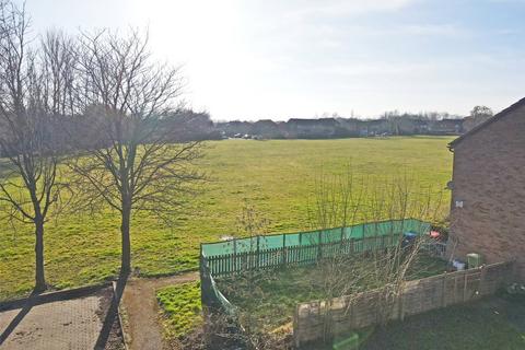 112 Downland, Two Mile Ash, Milton Keynes, MK8 8HW