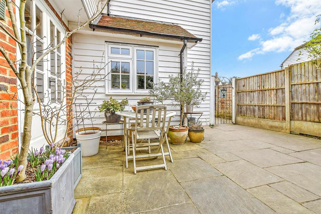 Patio / Decking