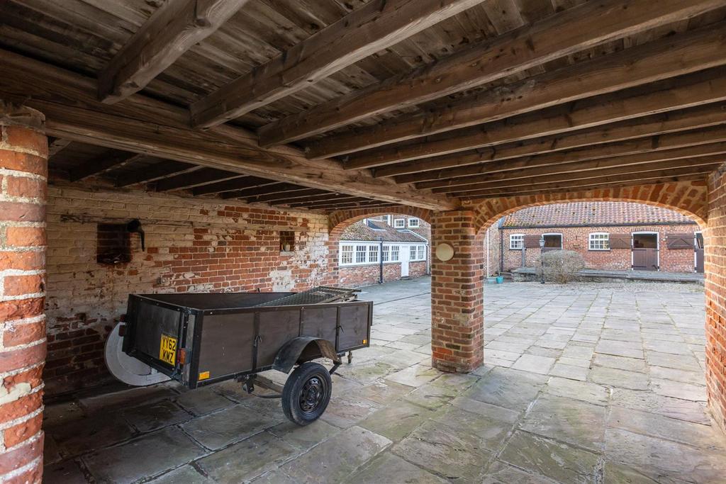 Cartshed within Courtyard
