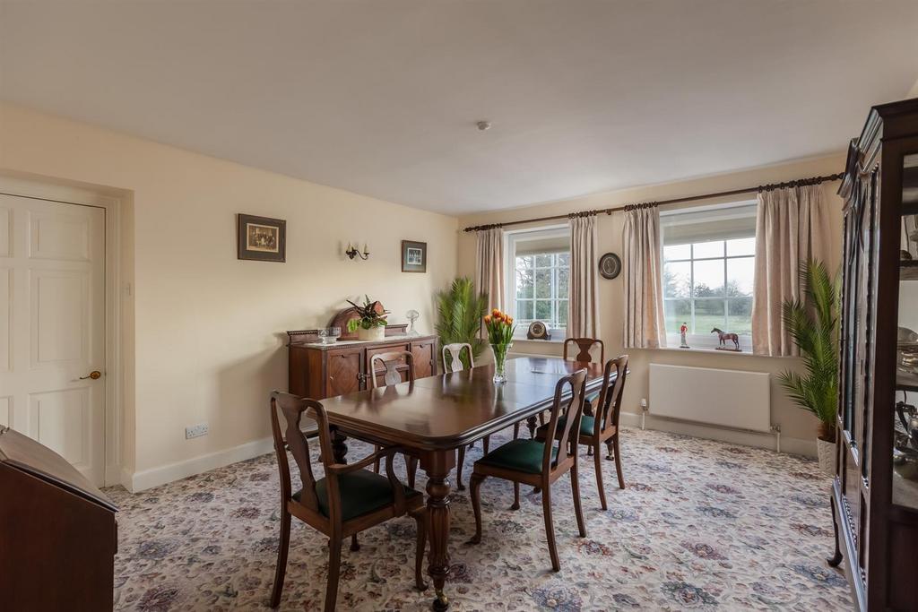 Farmhouse Dining Room