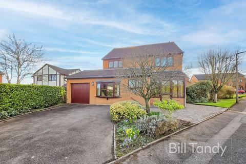 4 bedroom detached house for sale, Grosvenor Close, Lichfield, WS14