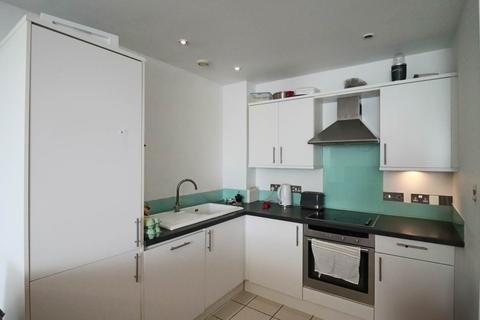 2 bedroom apartment for sale, South Road, Hillside, BS23
