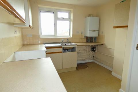 2 bedroom flat for sale, Ray House, CO5 8EG