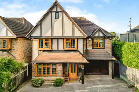 26 High Road, Hockley, SS5 4SX