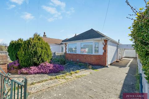 2 bedroom detached bungalow for sale, 7 Weaverton Drive, Rhyl, Denbighshire, LL18 4HY