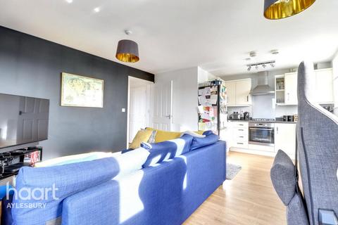2 bedroom flat for sale, Nicholas Charles Crescent, Aylesbury