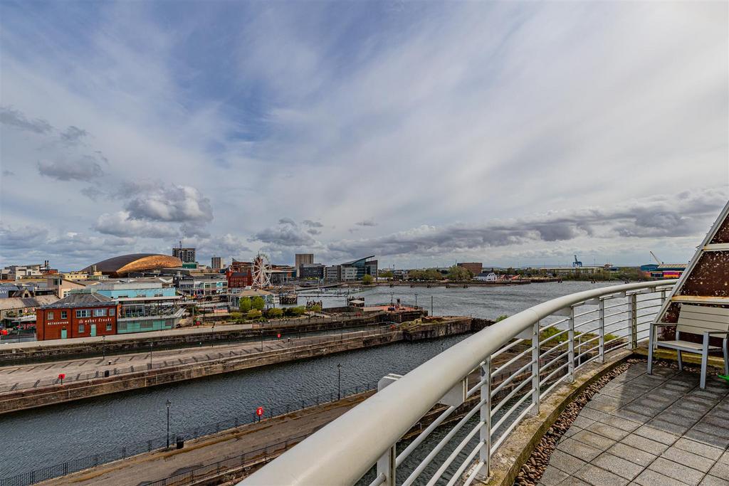 Soverign Quay 71-6.jpg