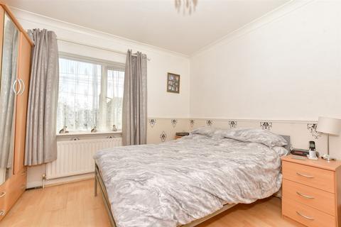 50 Gwyn Road, Ramsgate, CT12 6BD