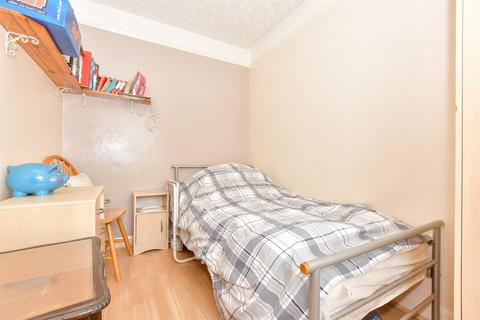 50 Gwyn Road, Ramsgate, CT12 6BD