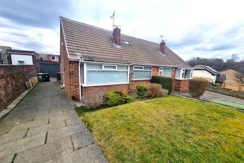 3 bedroom semi-detached bungalow for sale, Springbank Drive, Farsley