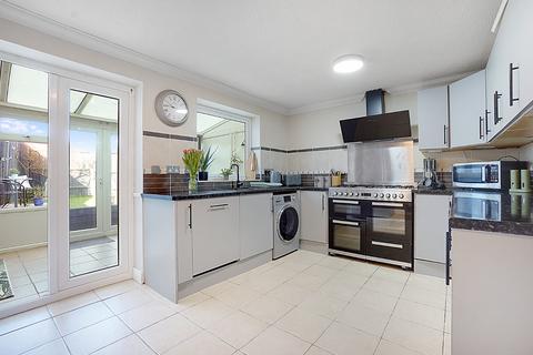 3 bedroom terraced house for sale, The Willows, Newington