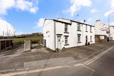 3 bedroom semi-detached house for sale, Wigan Road, Aspull, WN2