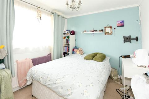29 Chilmark Road, Trowbridge, BA14 9DD