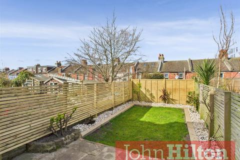 6 bedroom terraced house to rent, Buller Road, Brighton