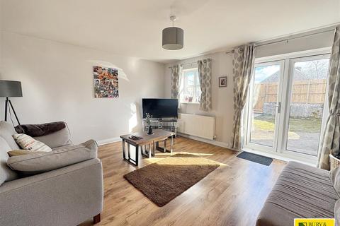 3 bedroom semi-detached house for sale, Solomons Court., Buxton