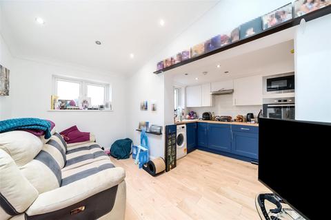 1 bedroom apartment for sale, Parchmore Road, Thornton Heath CR7