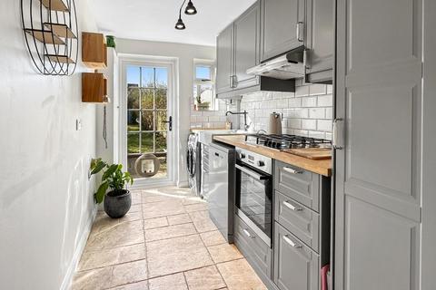 51 Brookfields, Cambridge, CB1 3NZ