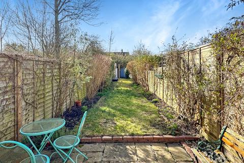 51 Brookfields, Cambridge, CB1 3NZ