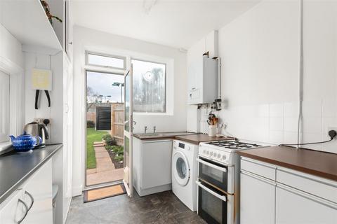 12 Crossway, London, SW20 9JA