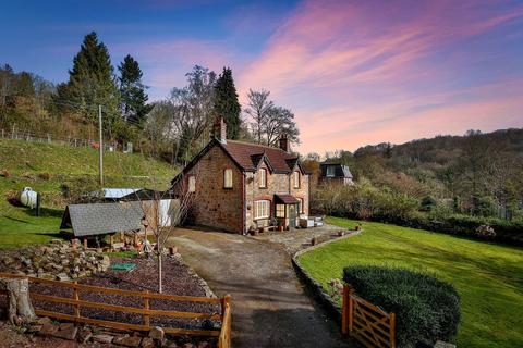 undefined, Chepstow NP16