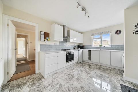 9 Hanks Close, Malmesbury, SN16 9UA