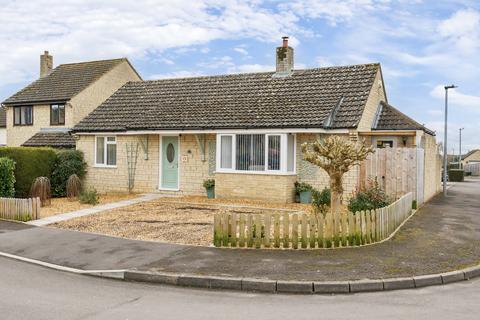 9 Hanks Close, Malmesbury, SN16 9UA