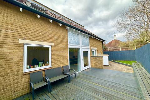 2 bedroom semi-detached house to rent, Crowborough Lane, Kents Hill, Milton Keynes, MK7