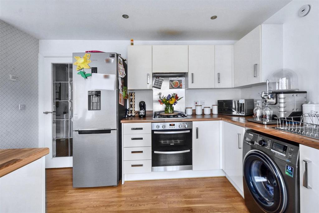 Kitchen 3.jpeg