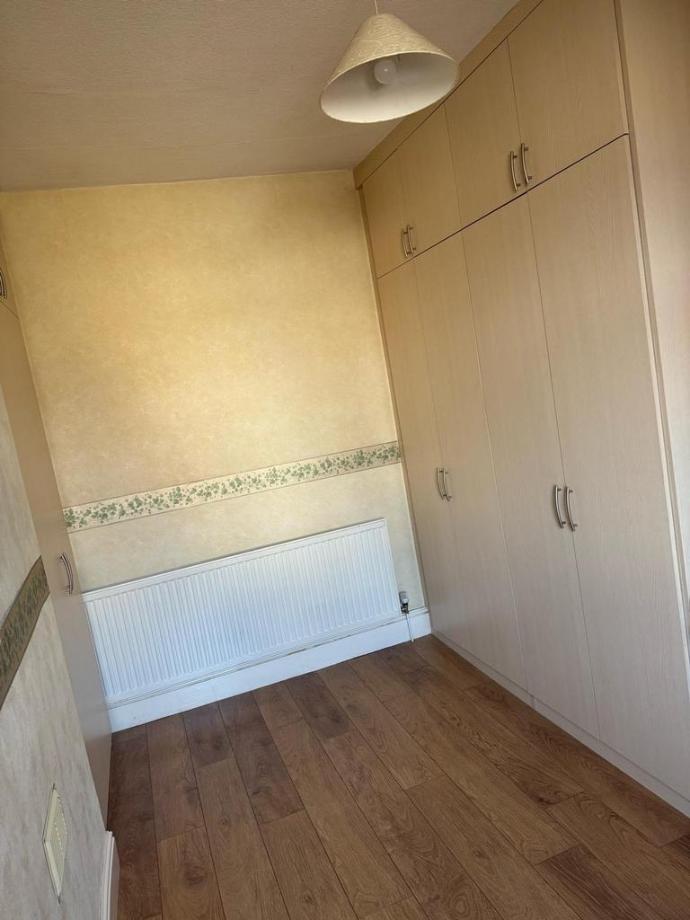This well-maintained storage area features ampl...