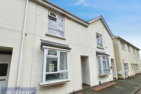 3 bedroom house to rent, Codrington Street, Exeter