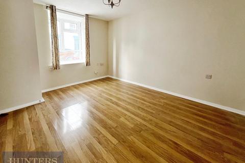 3 bedroom house to rent, Codrington Street, Exeter