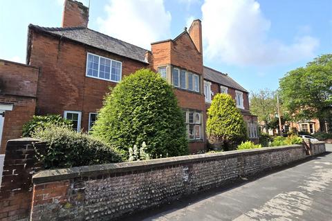 4 bedroom semi-detached house for sale, Hastings Place, Lytham