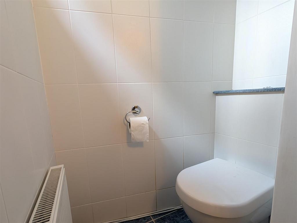 Cloaks/wc