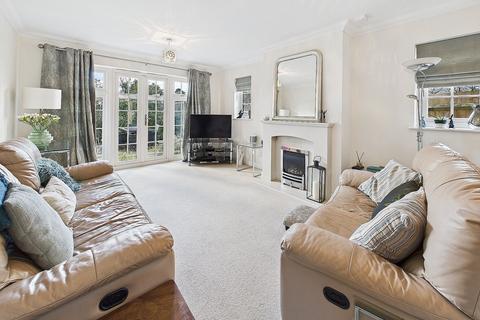 21 Parsonage Croft, Etchingham, TN19 7BY