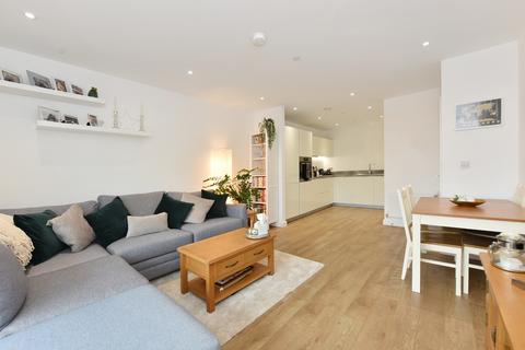 1 bedroom flat for sale, Chorley Court, London E14