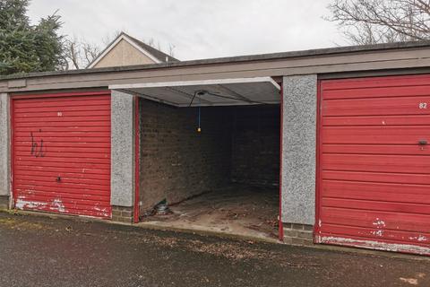 Garage to rent, Moubray Grove, Edinburgh EH30