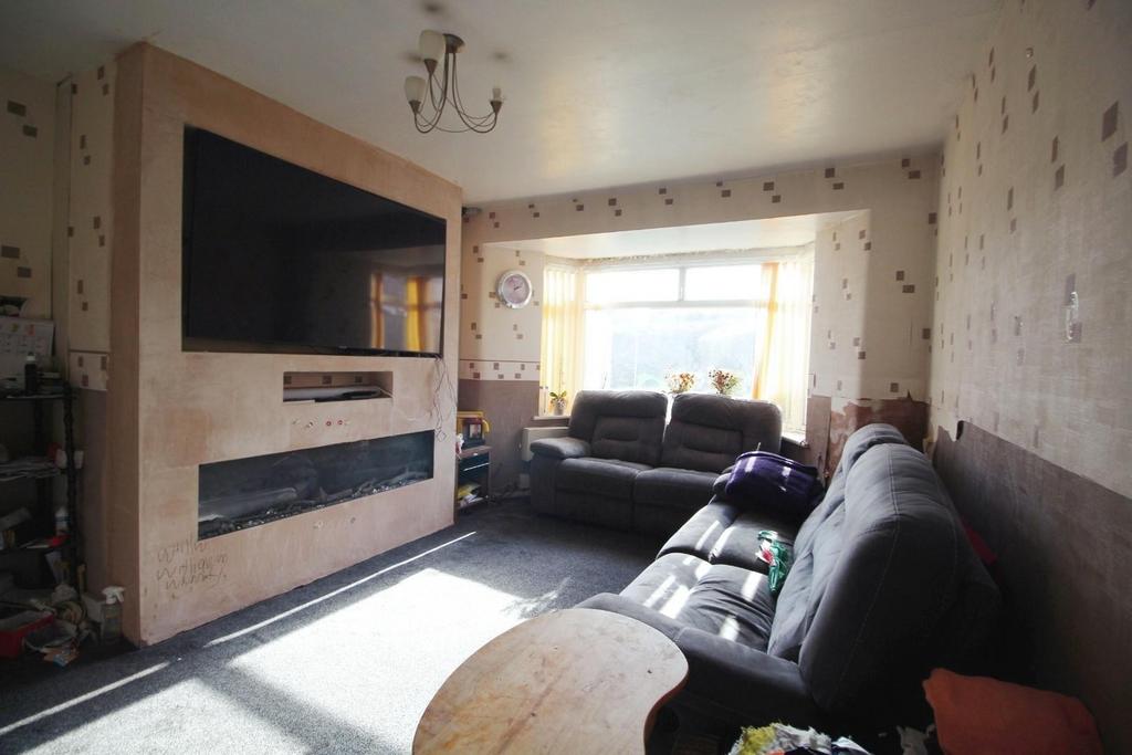 Living Room 3.JPG